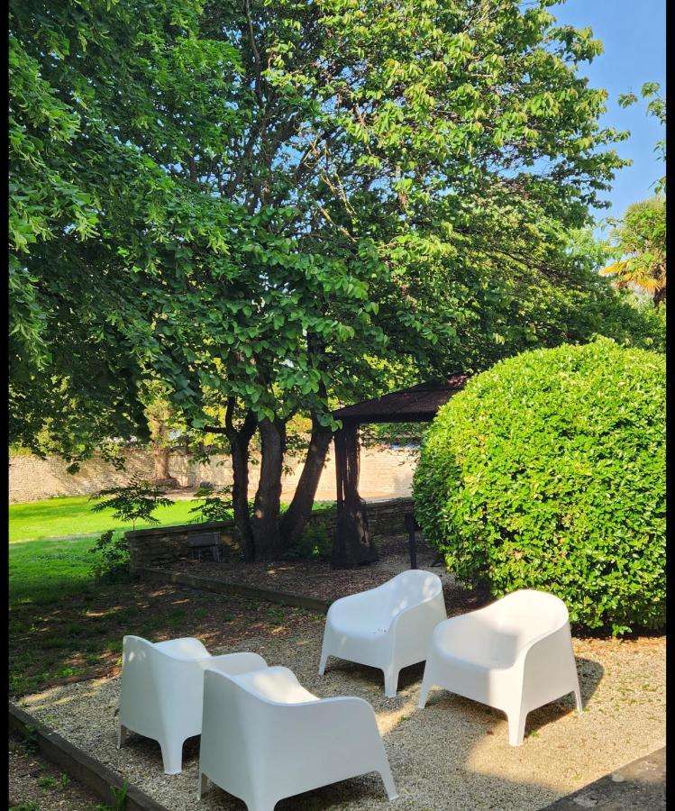 Maison Laurenza La grande suite 1760 Saint-Jean-de-Liversay Extérieur photo